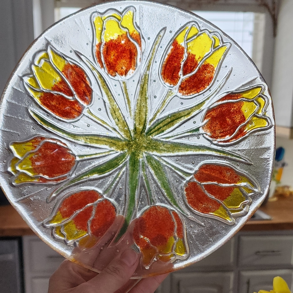 Fused Glass Tulip Bowl